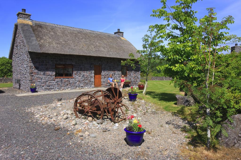 Clan Cottages Oban Room photo